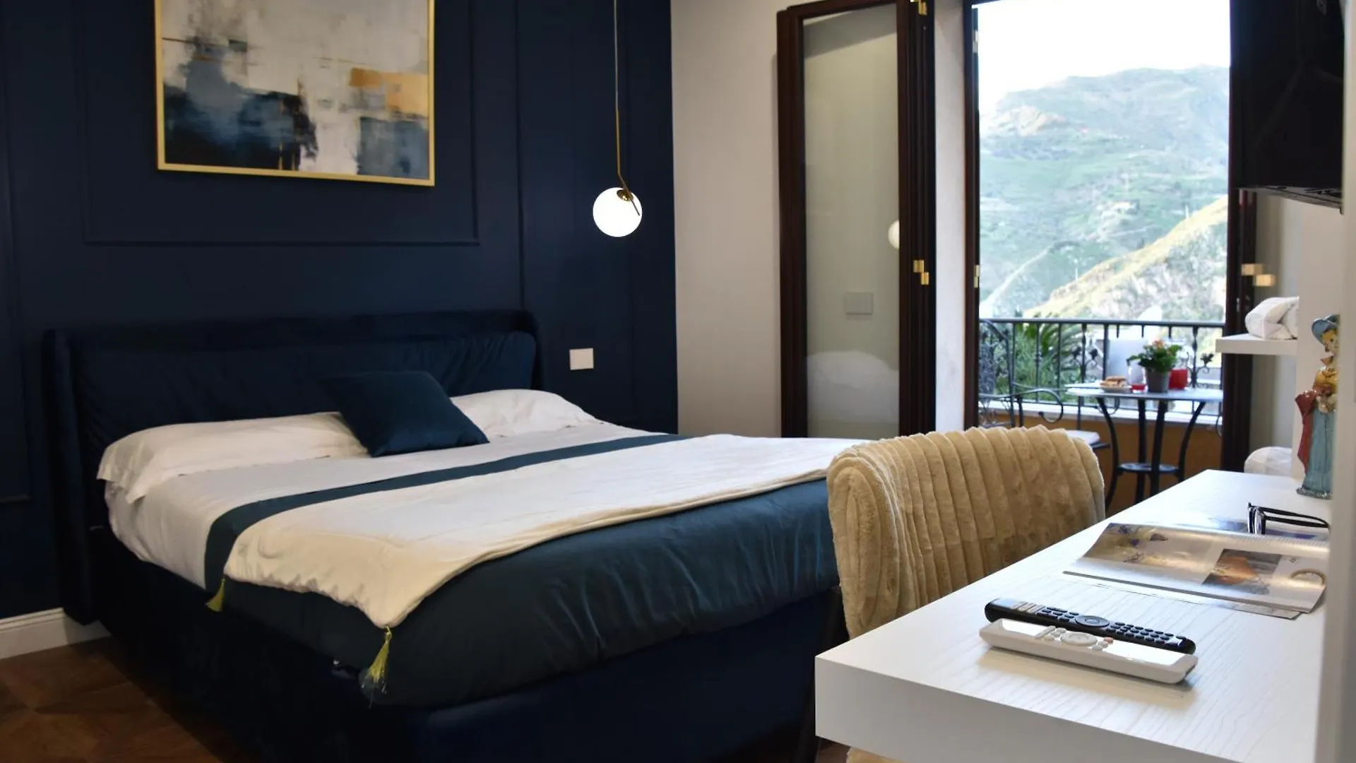 Gloden House Apartments Taormina
